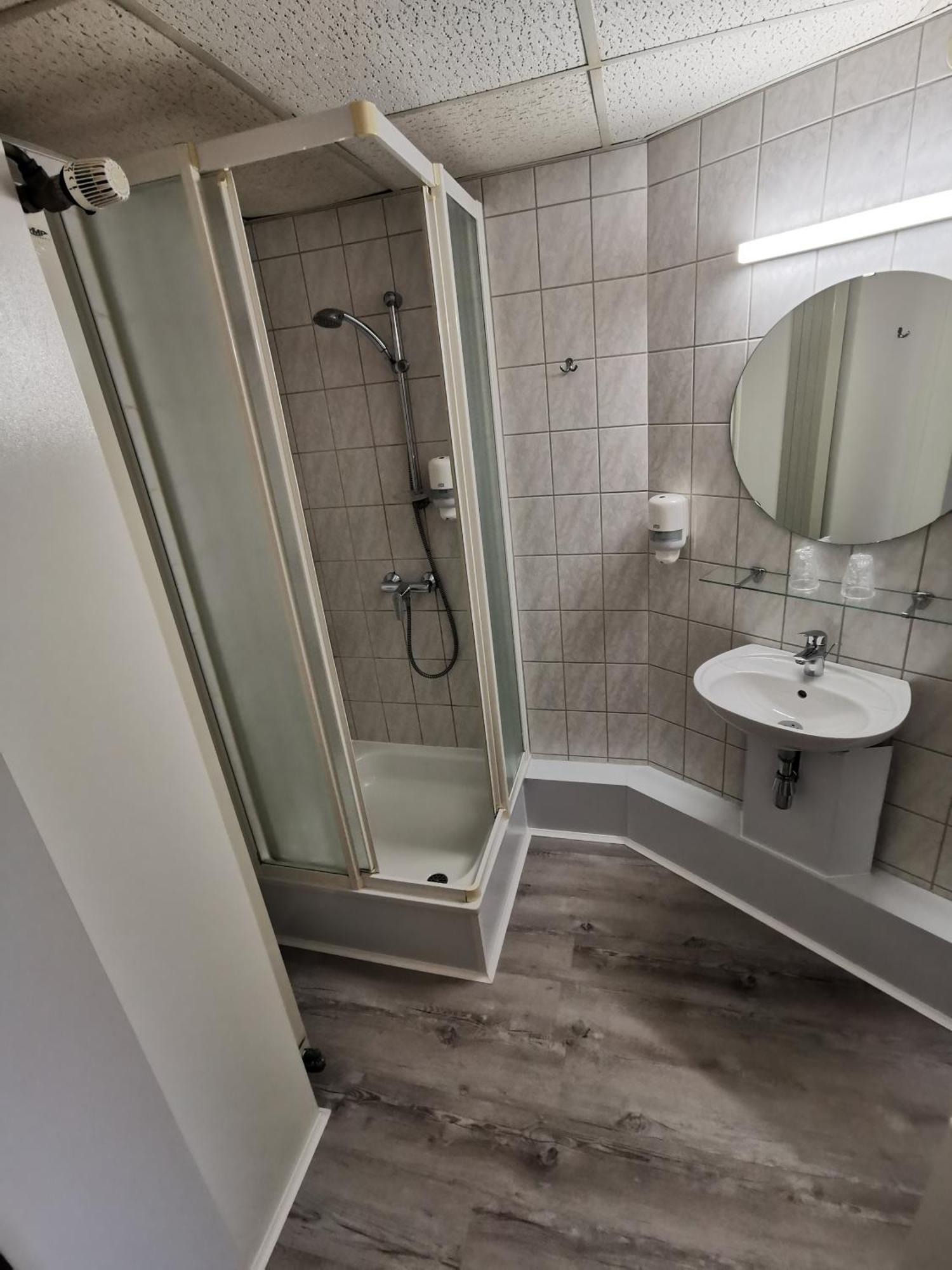 Chez Phil Otel Robertville Oda fotoğraf